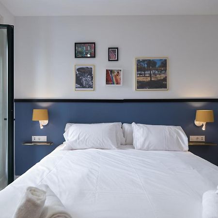 Wello Apartments Sevilla ภายนอก รูปภาพ
