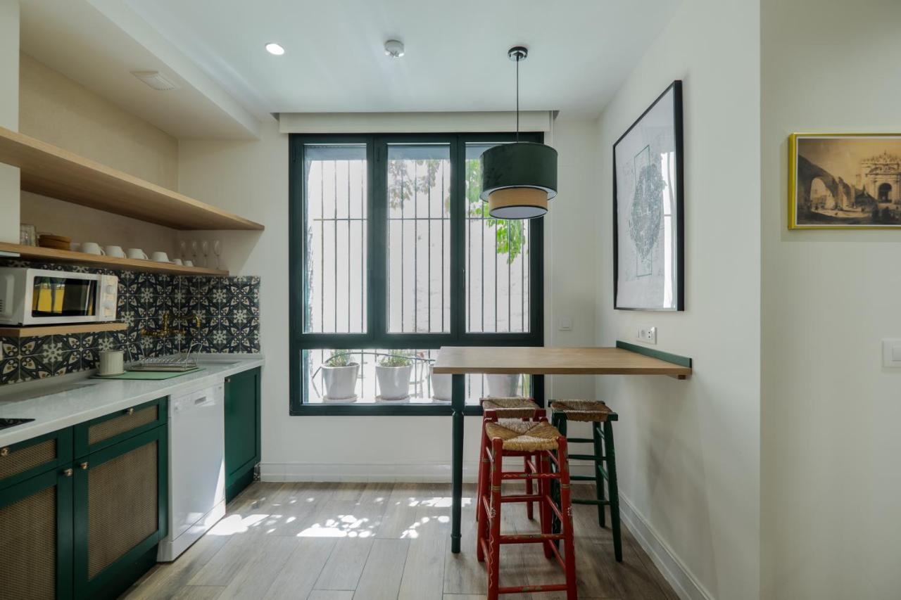 Wello Apartments Sevilla ภายนอก รูปภาพ