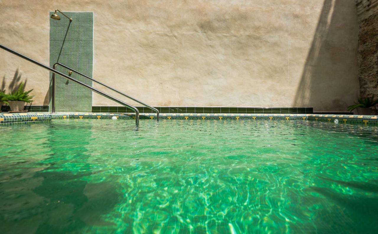 Wello Apartments Sevilla ภายนอก รูปภาพ