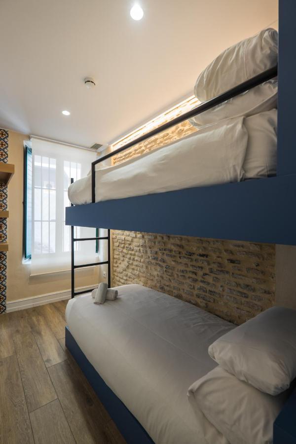 Wello Apartments Sevilla ภายนอก รูปภาพ