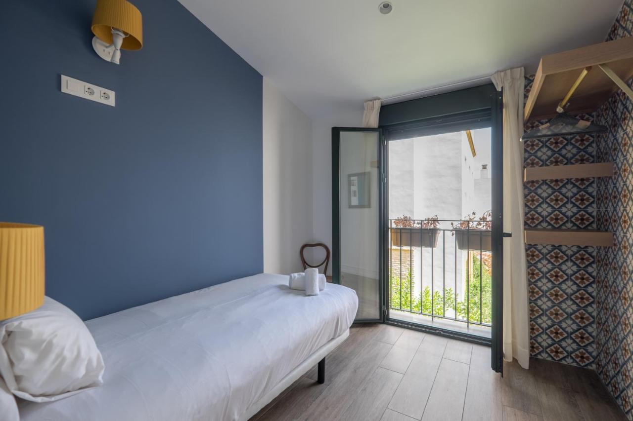 Wello Apartments Sevilla ภายนอก รูปภาพ
