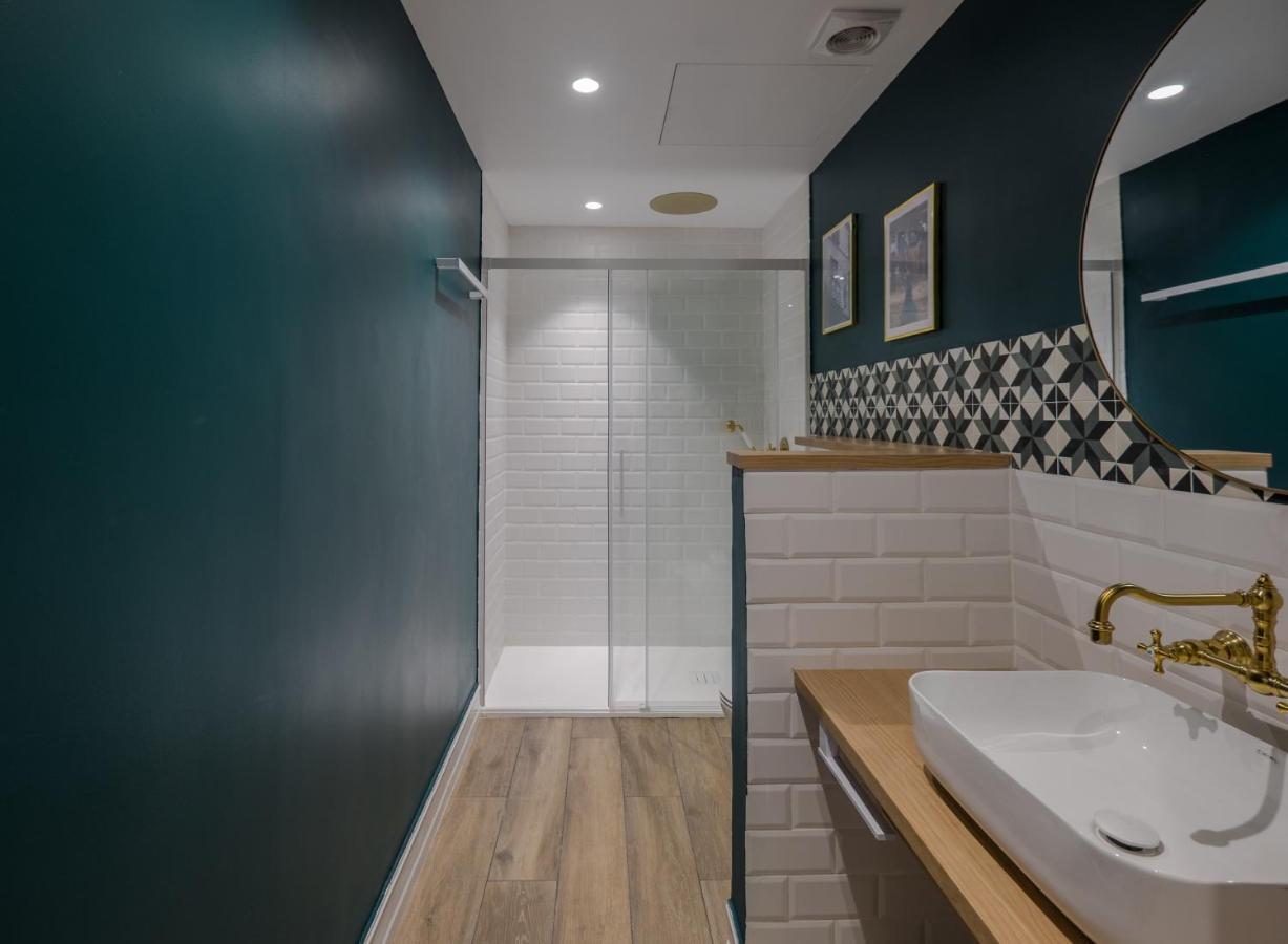 Wello Apartments Sevilla ภายนอก รูปภาพ