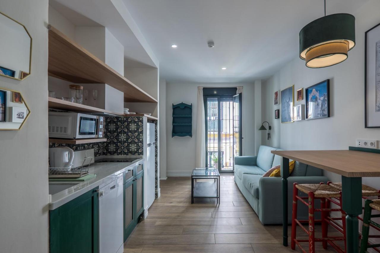 Wello Apartments Sevilla ภายนอก รูปภาพ